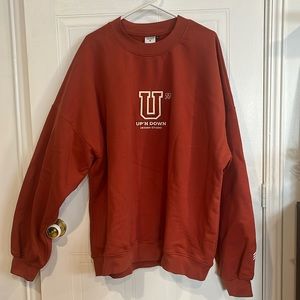 Up'n downco crewneck terracotta XXL  NEVER WORN